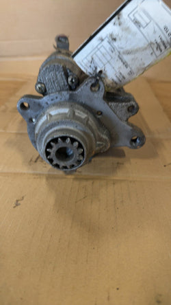 Starter Motor from a 2006 Ford, photo 1