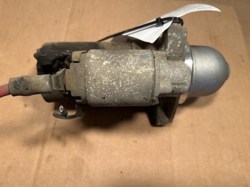Starter Motor from a 2006 GMC, photo 2