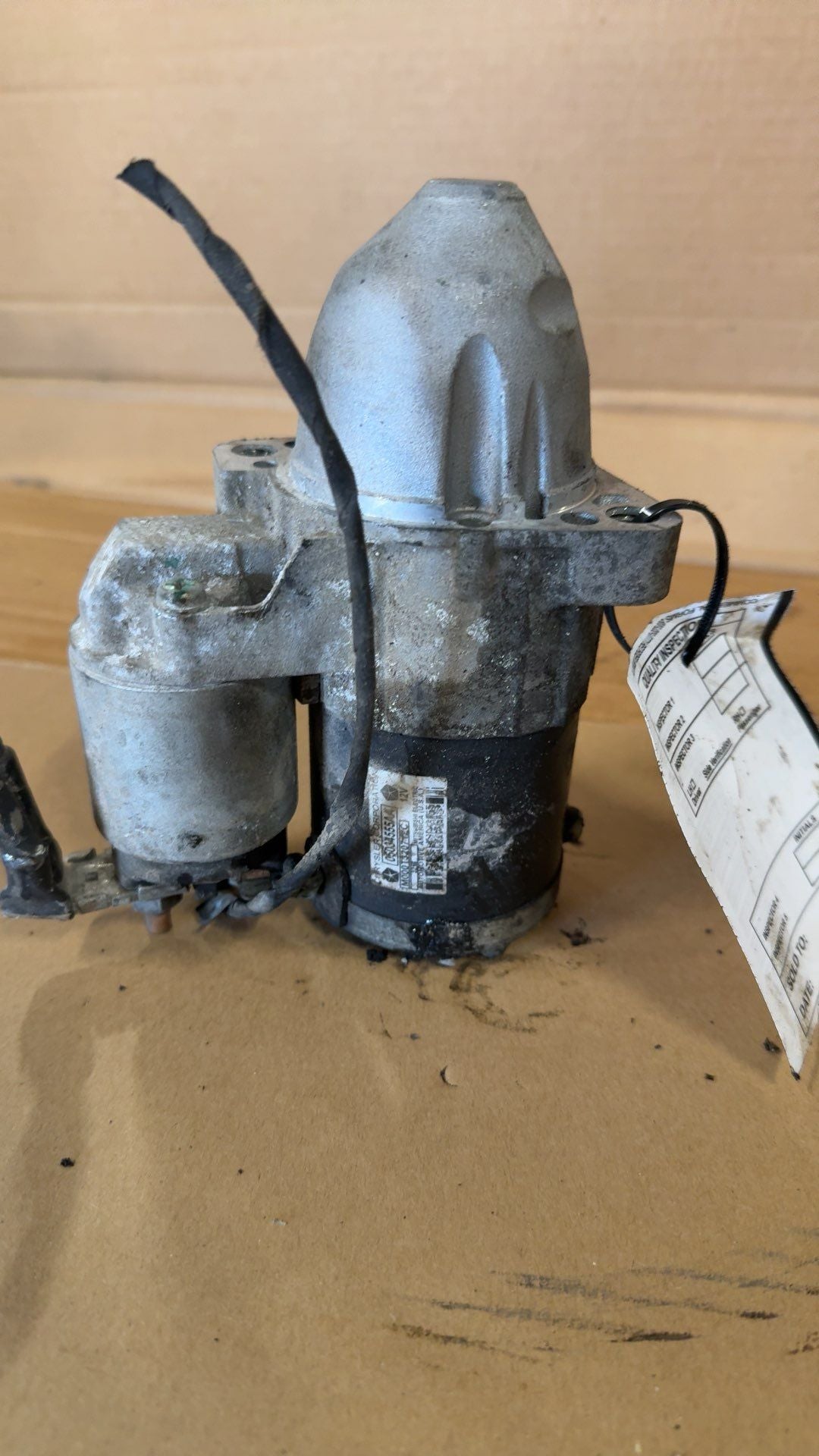Starter Motor from a 2017 Jeep Compass, photo 3