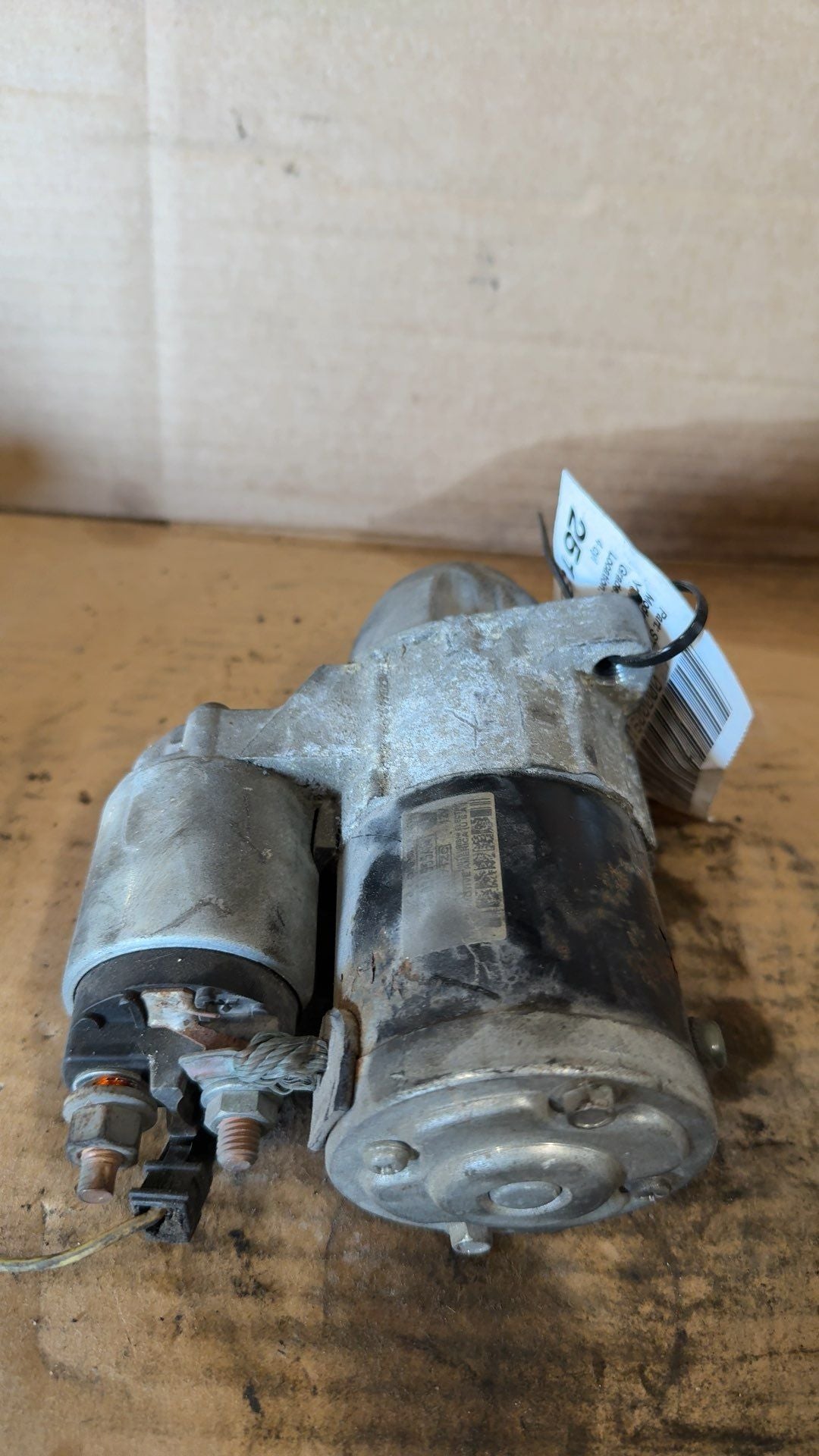 Starter Motor from a 2010 Jeep Compass, photo 2