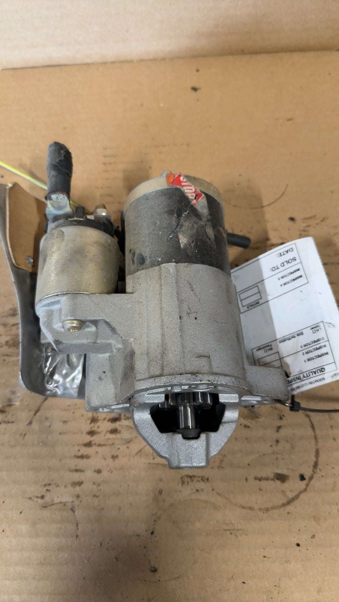 Starter Motor from a 2012 Jeep Liberty, photo 2