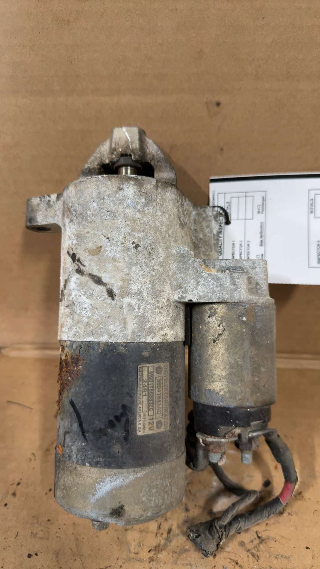 Starter Motor from a 2002 Jeep Liberty, photo 2