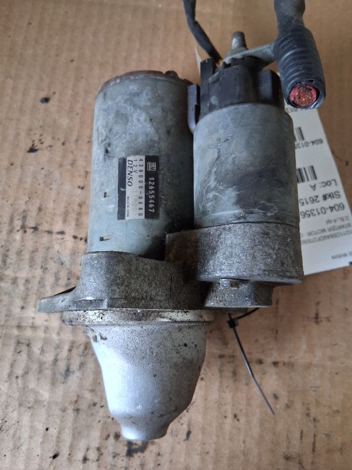 Starter Motor from a 2013 Chevrolet Malibu, photo 2