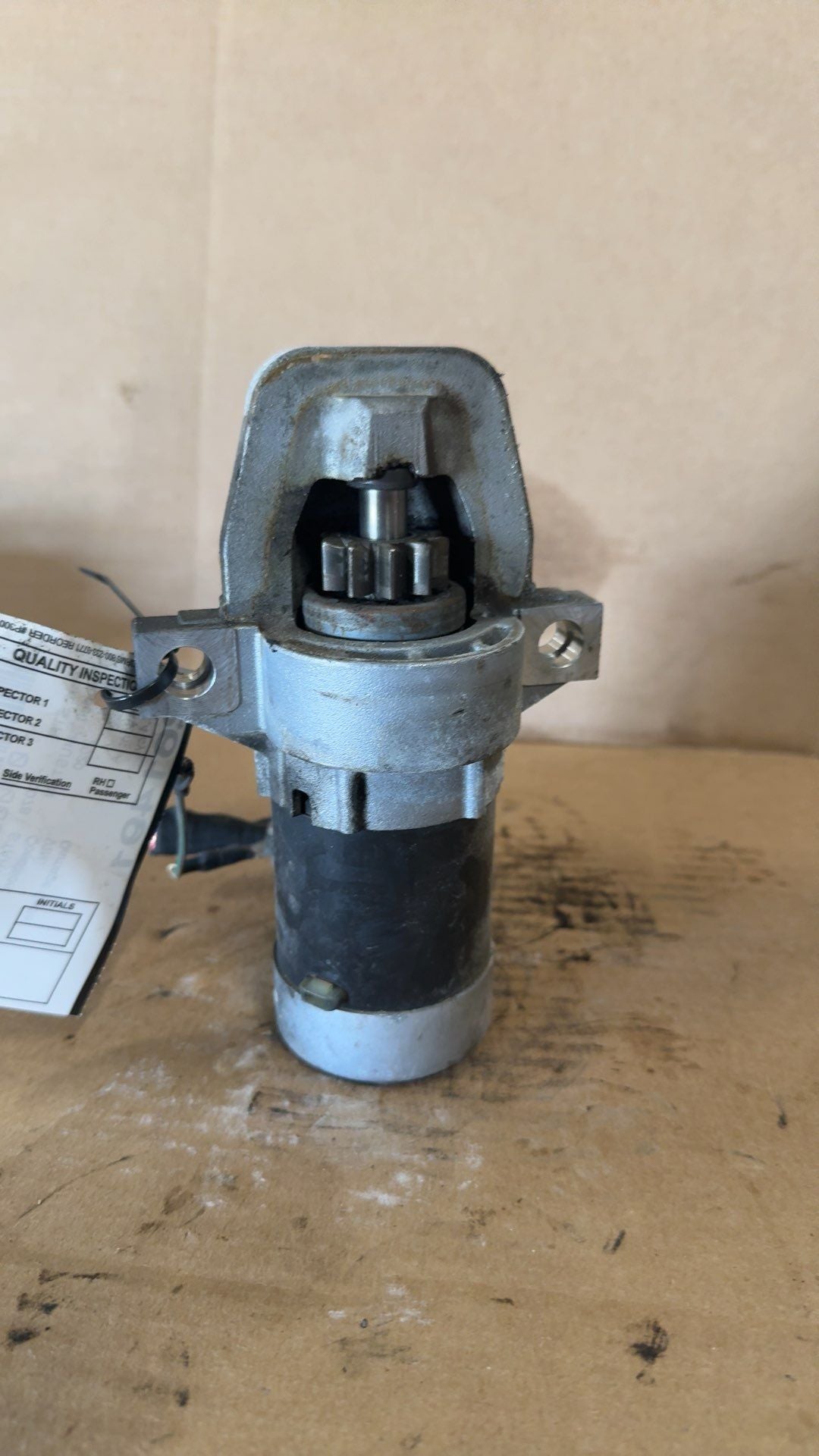 Starter Motor from a 2020 Ford Mustang, photo 1