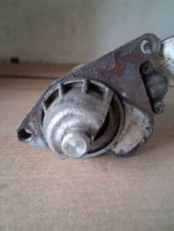 Starter Motor from a 2010 Ford Mustang, photo 1