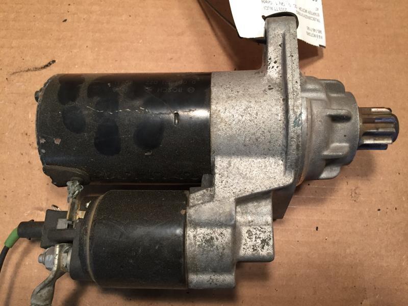 Starter Motor from a 2003 Audi TT, photo 1