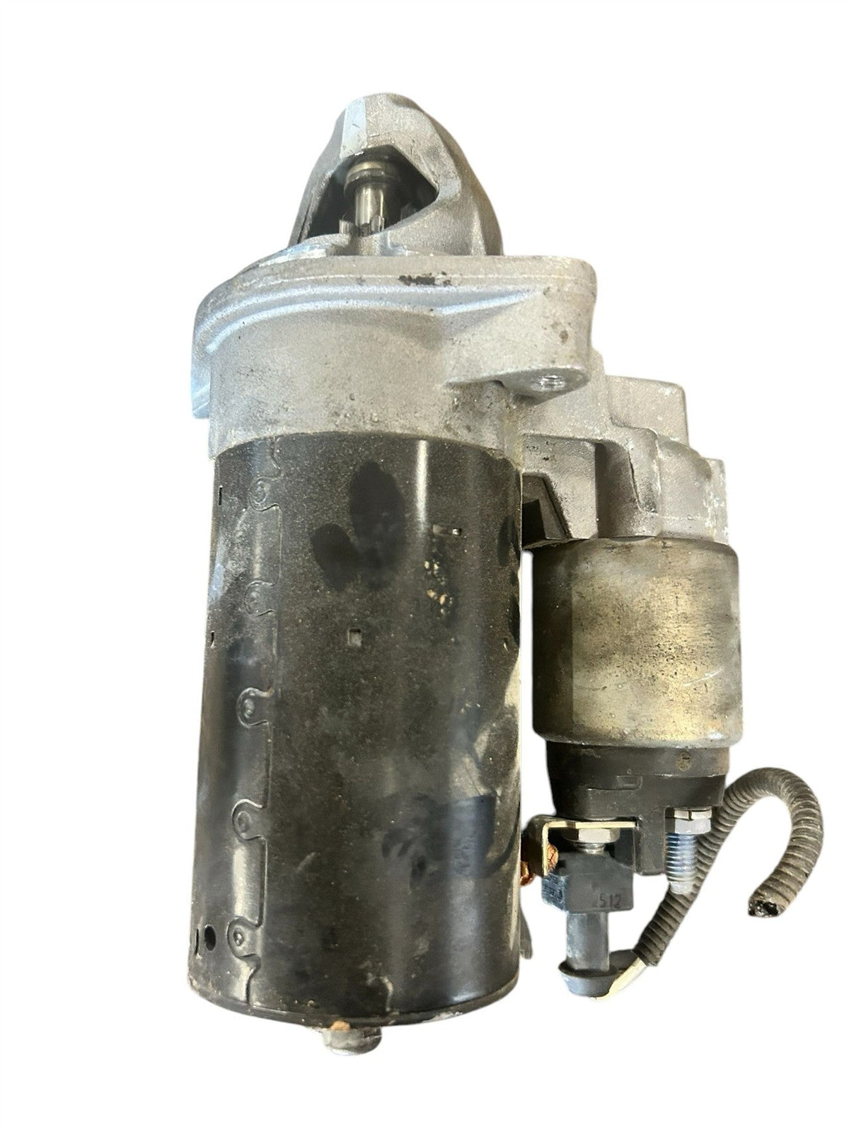 Starter Motor from a 2013 BMW X1, photo 2