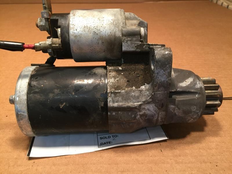 Starter Motor from a 2012 Nissan Altima, photo 2