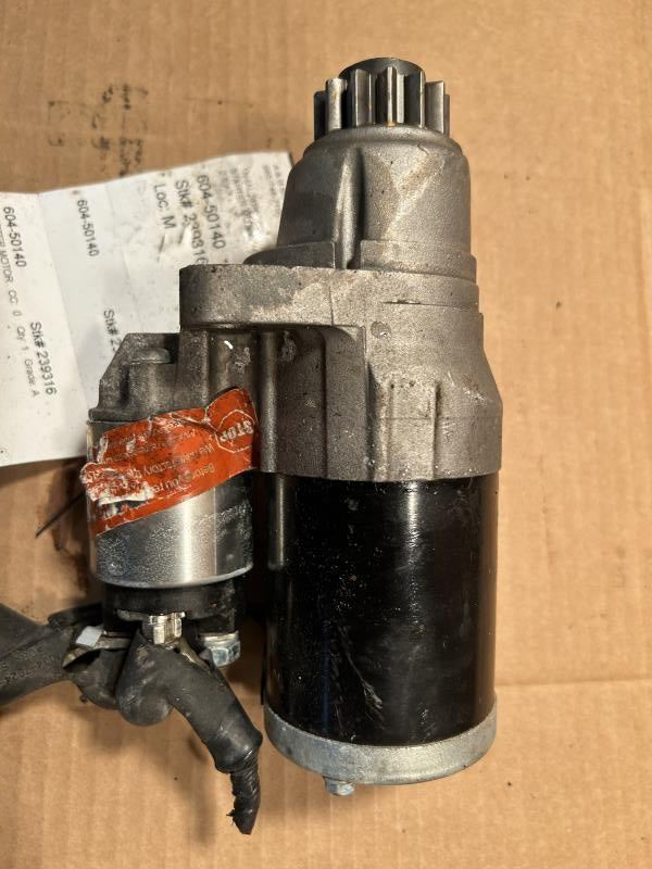 Starter Motor from a 2012 Nissan Altima, photo 2