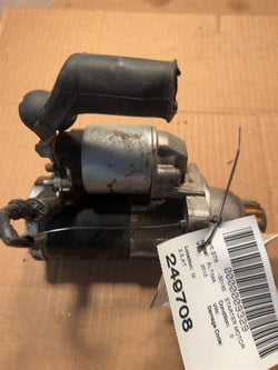 Starter Motor from a 2012 Nissan Altima, photo 1
