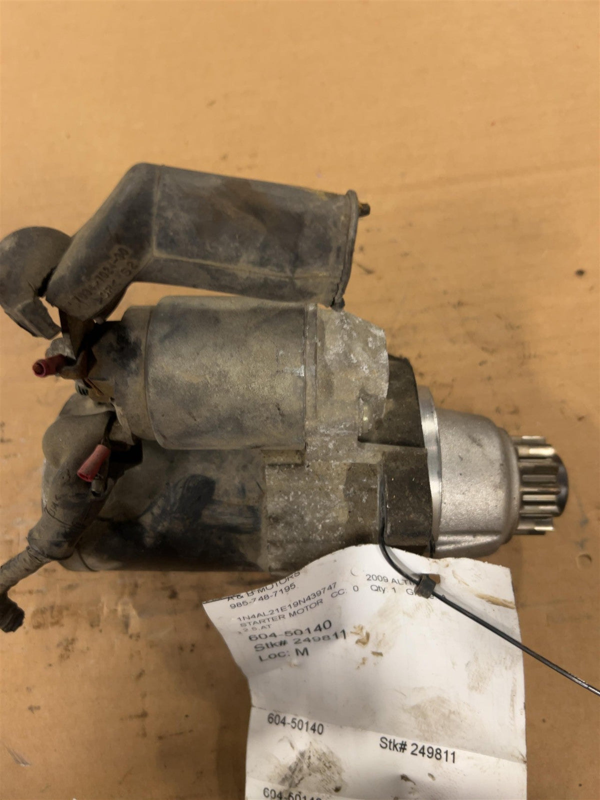 Starter Motor from a 2009 Nissan Altima, photo 1