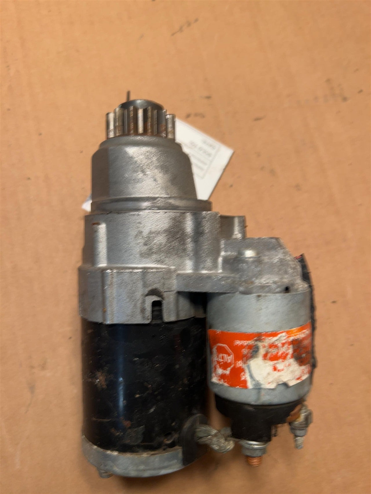 Starter Motor from a 2017 Nissan Altima, photo 2