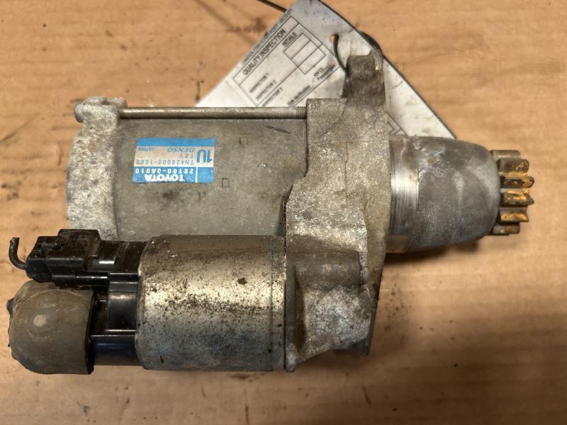 Starter Motor from a 2011 Nissan Altima, photo 2
