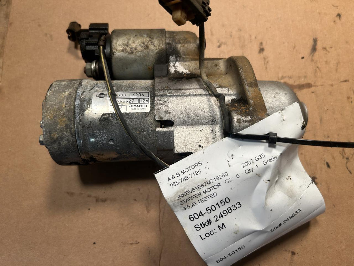Starter Motor from a 2007 Infiniti, photo 2