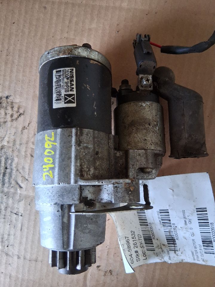 Starter Motor from a 2017 Nissan Maxima, photo 2