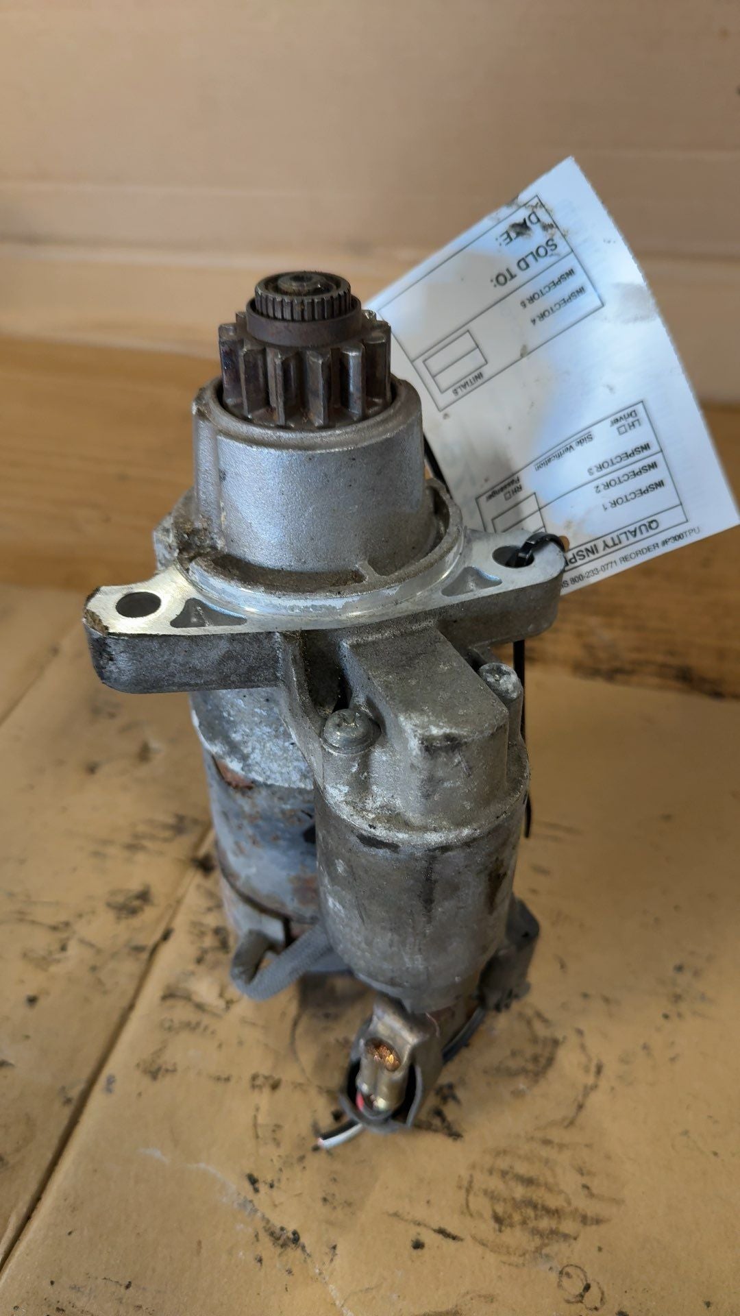 Starter Motor from a 2006 Nissan, photo 2