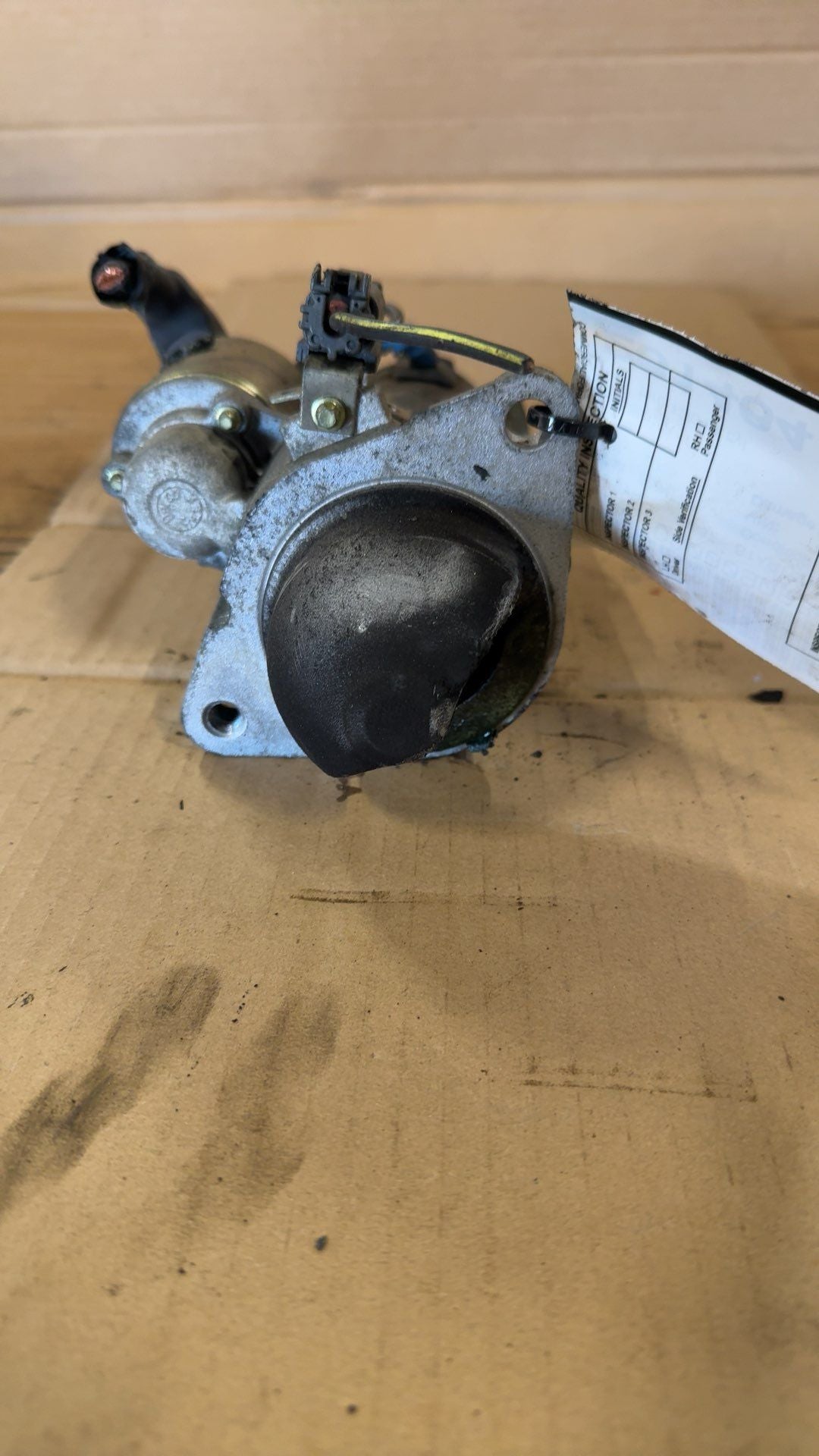 Starter Motor from a 2005 Nissan Sentra, photo 1