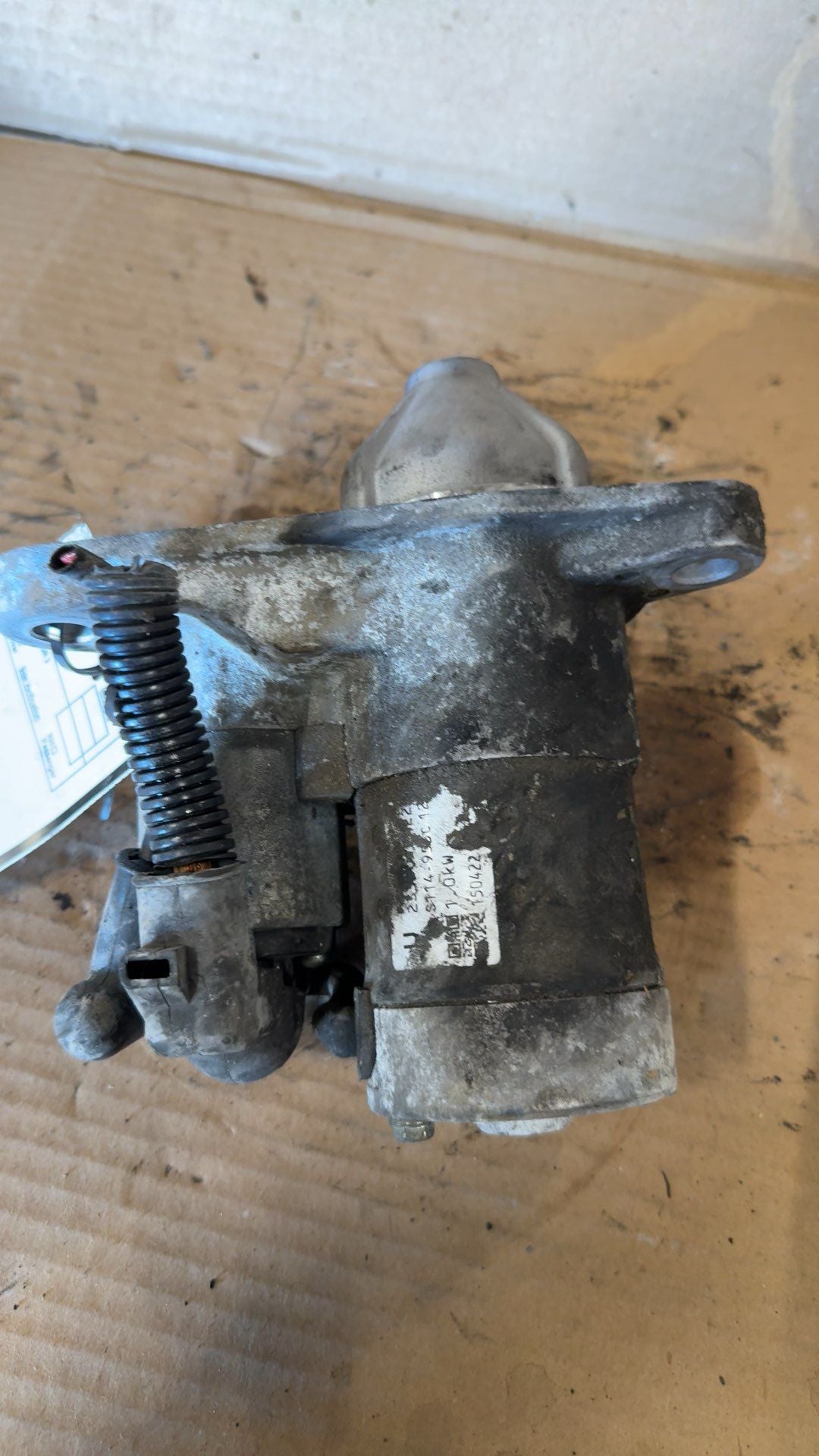 Starter Motor from a 2015 Nissan Sentra, photo 2