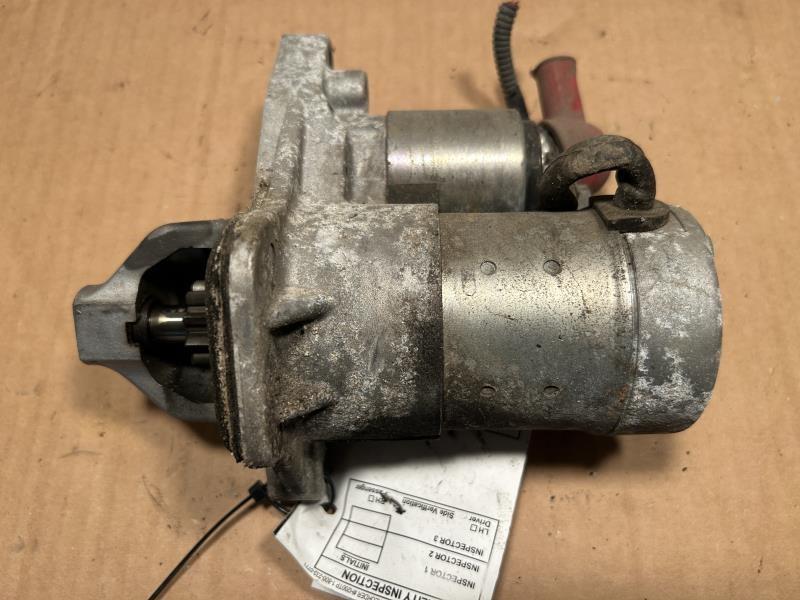 Starter Motor from a 2019 Nissan Versa, photo 1