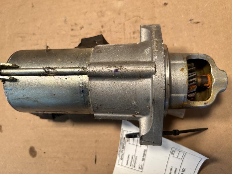 Starter Motor from a 2022 Honda Civic, photo 2
