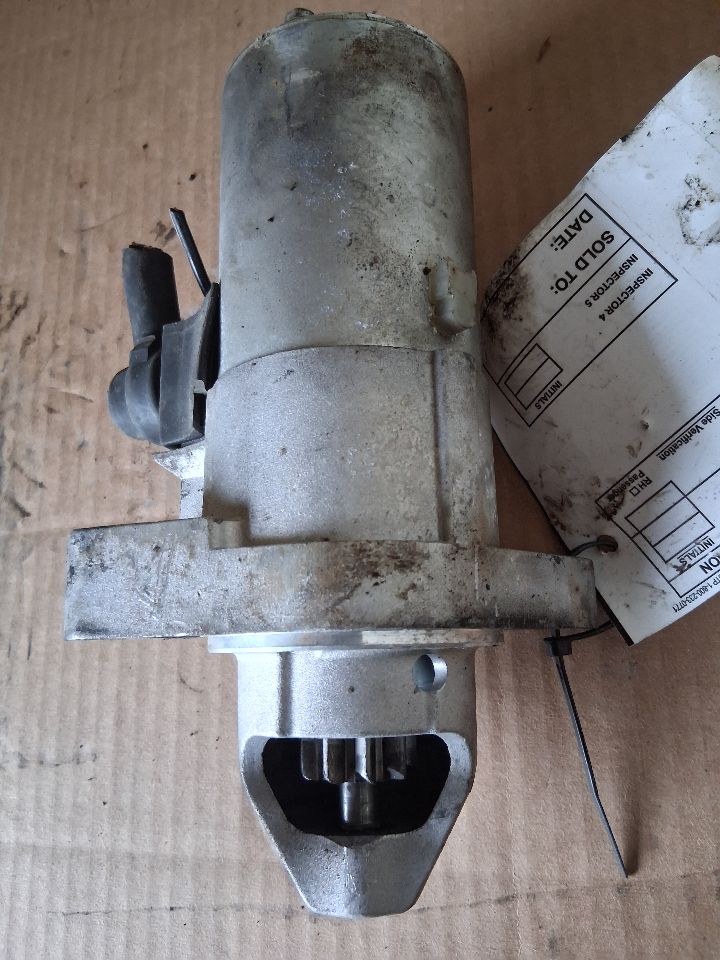 Starter Motor from a 2009 Honda CR-V, photo 2