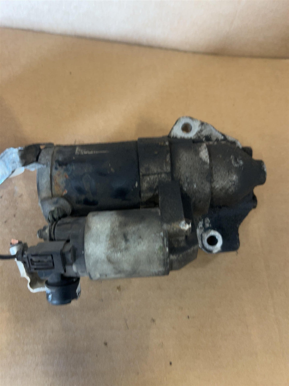 Starter Motor from a 2007 Honda, photo 1
