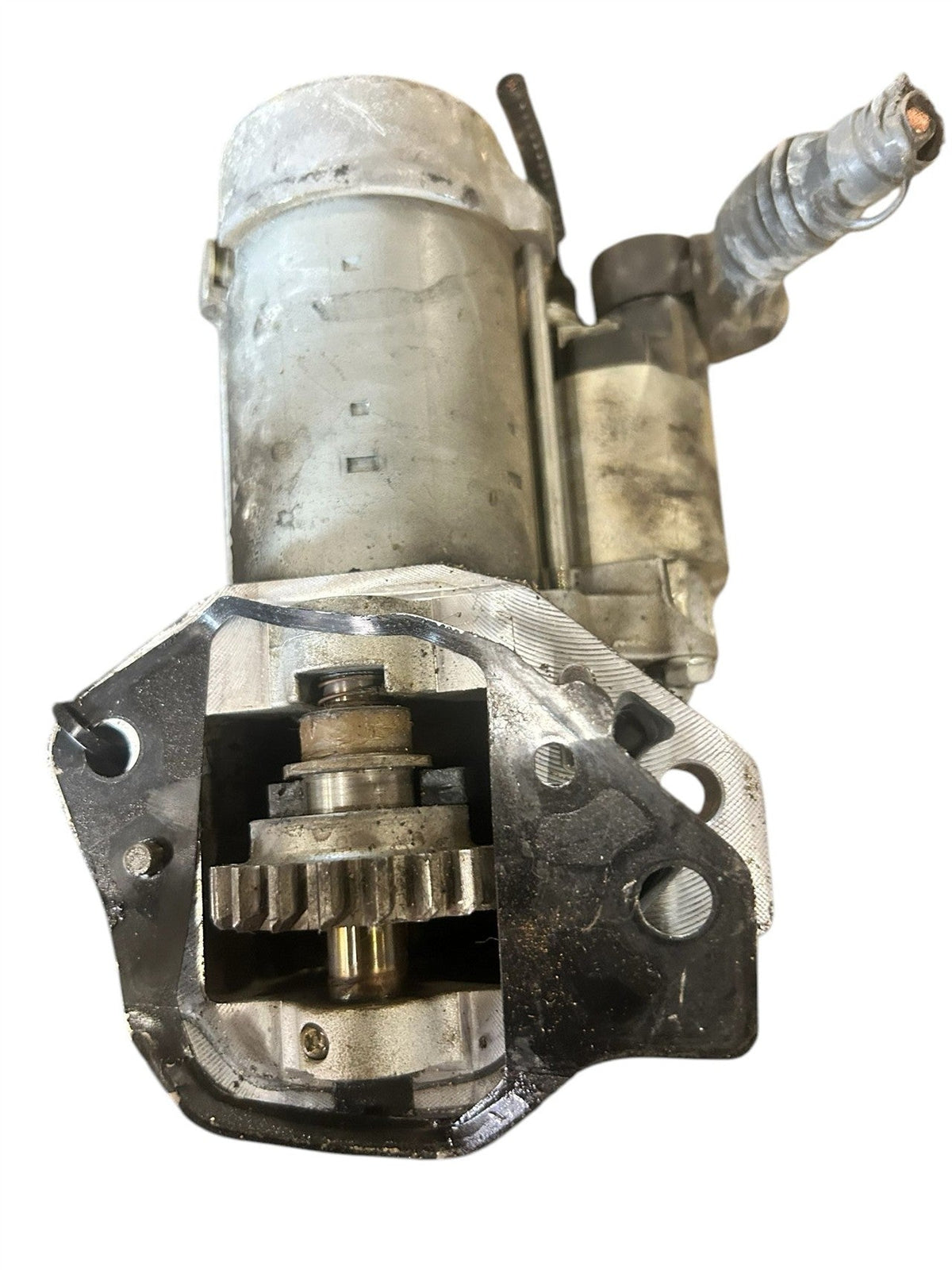 Starter Motor from a 2011 Honda Odyssey, photo 1