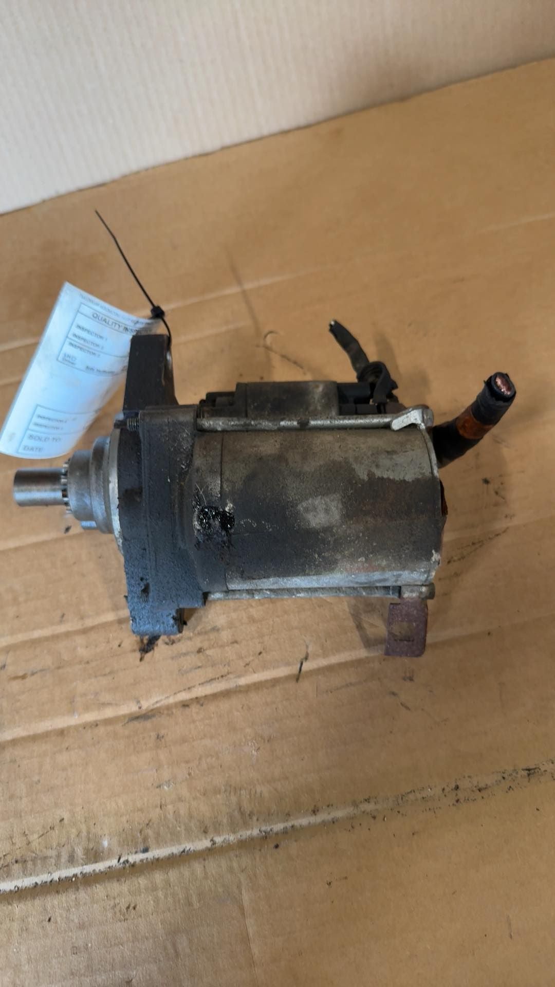 Starter Motor from a 2004 Honda Pilot, photo 1