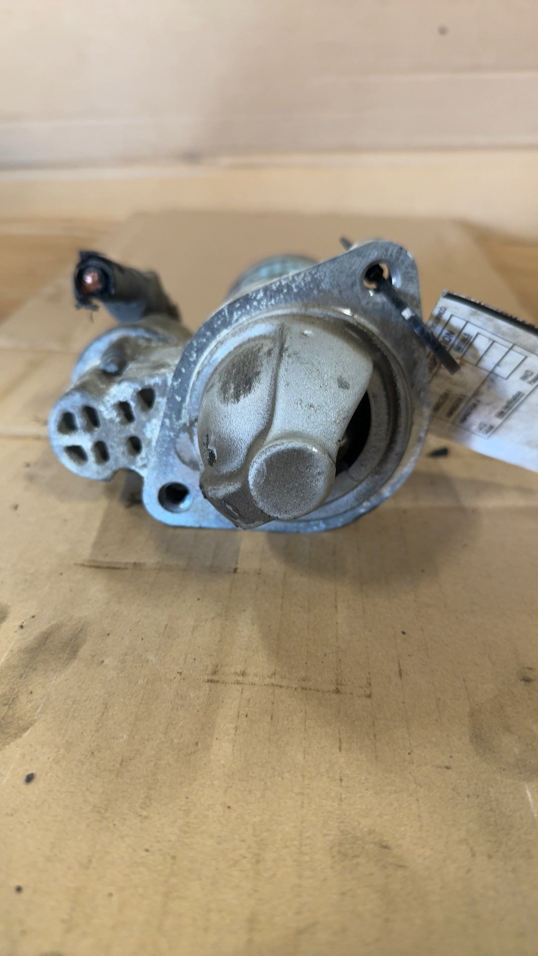 Starter Motor from a 2017 Kia Forte, photo 1