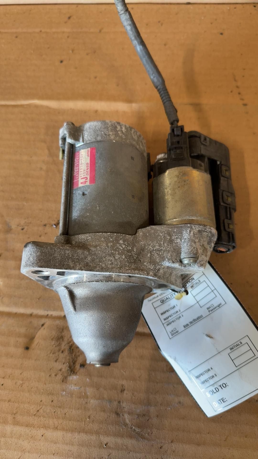 Starter Motor from a 2012 Lexus IS250, photo 1