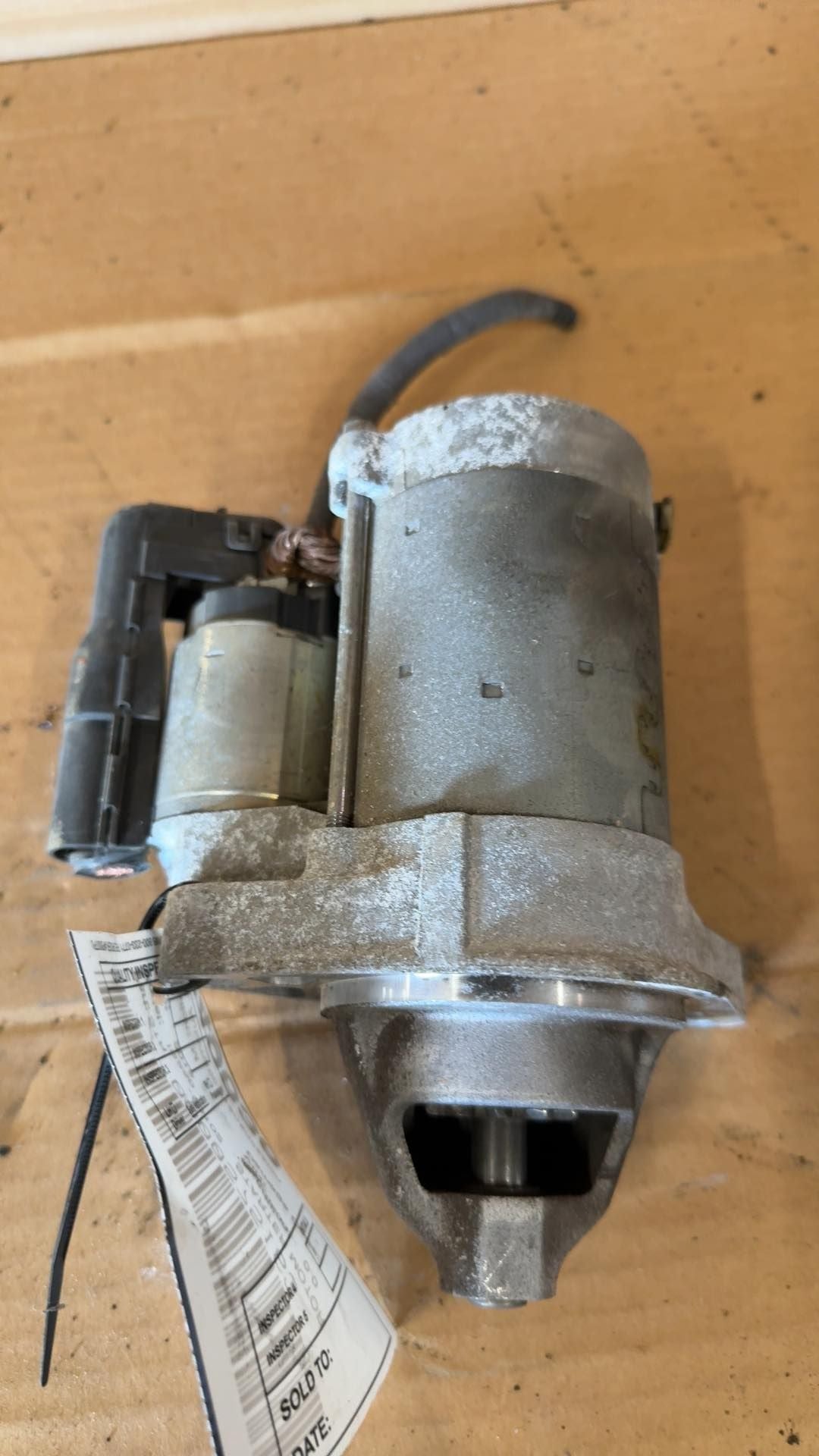 Starter Motor from a 2012 Lexus IS250, photo 2