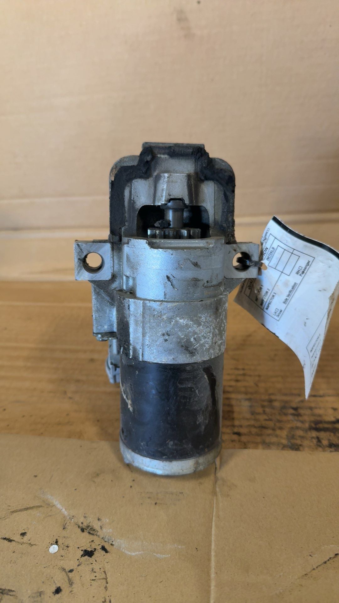 Starter Motor from a 2012 Mazda 5, photo 2