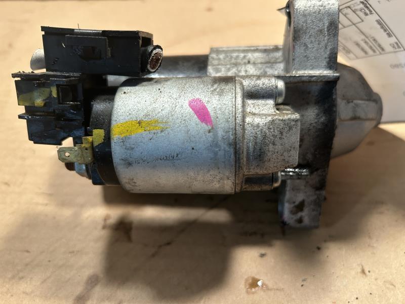 Starter Motor from a 2017 Mazda 3, photo 1