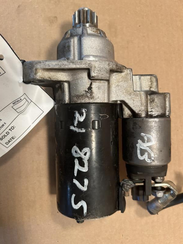 Starter Motor from a 2003 Mazda Tribute, photo 1