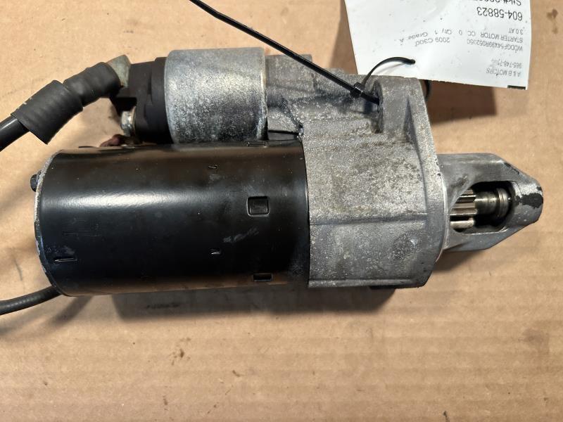 Starter Motor from a 2009 Mercedes-Benz C-Class, photo 1