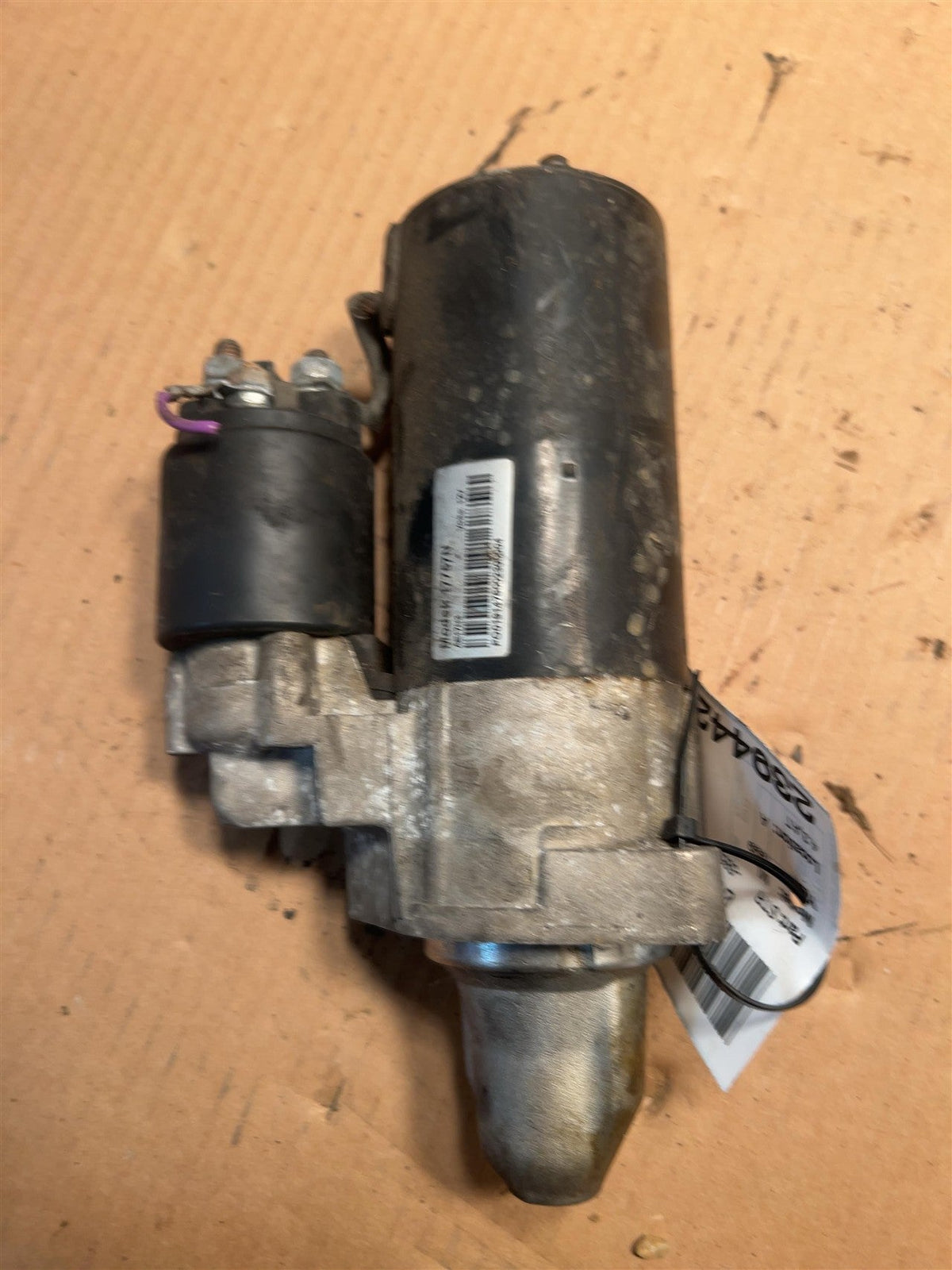 Starter Motor from a 1999 Mercedes-Benz ML-Class, photo 3