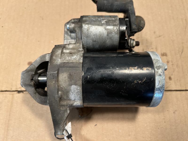 Starter Motor from a 2020 Mitsubishi Mirage, photo 1