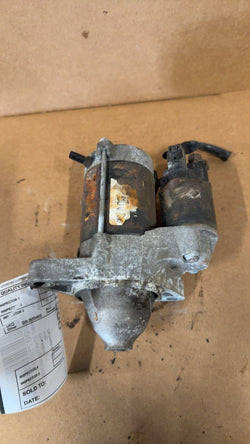 Starter Motor from a 2005 Scion, photo 1