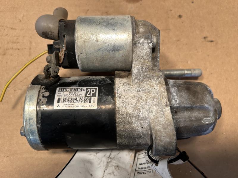 Starter Motor from a 2011 Suzuki Swift, photo 1