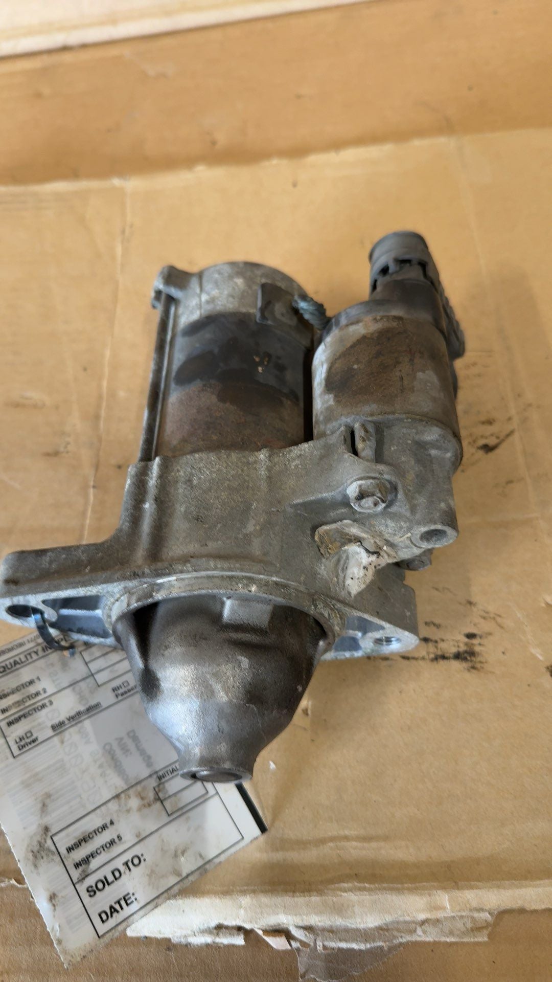 Starter Motor from a 2002 Toyota Echo, photo 1