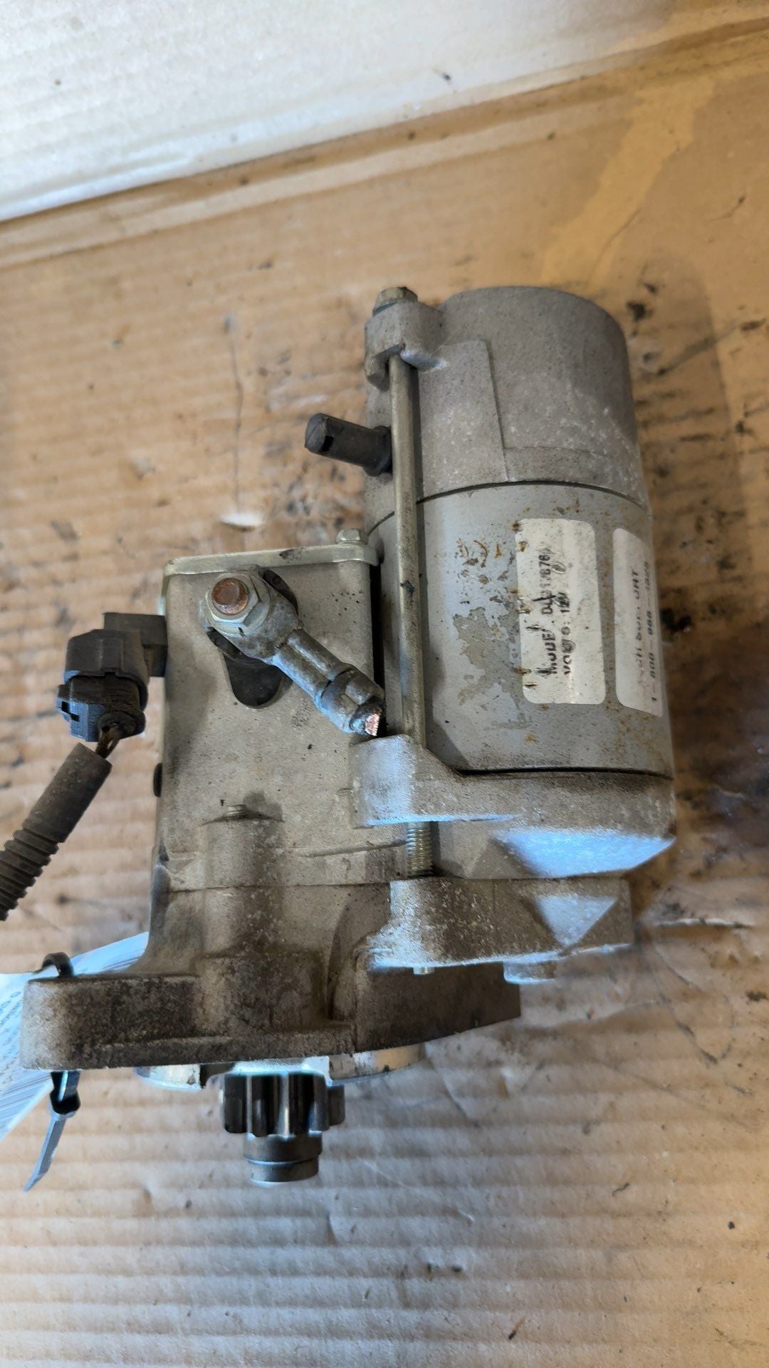 Starter Motor from a 2006 Toyota, photo 2