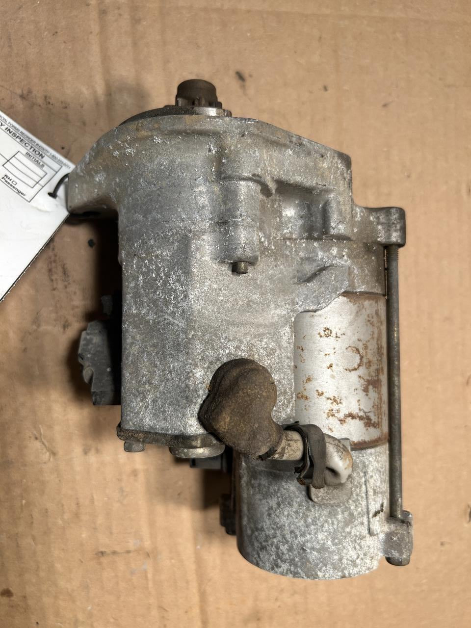 Starter Motor from a 2003 Toyota 4Runner, photo 2