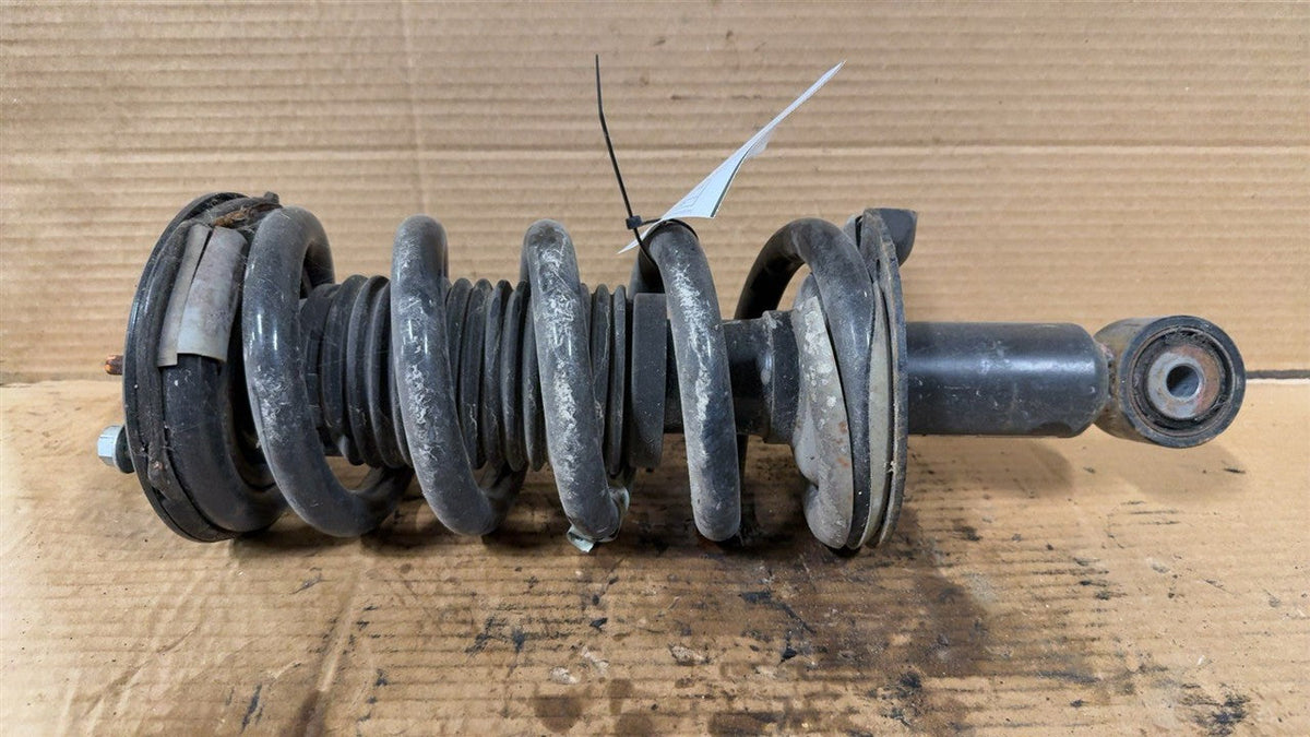 Strut from a 2020 Nissan Titan, front, right side, photo 1