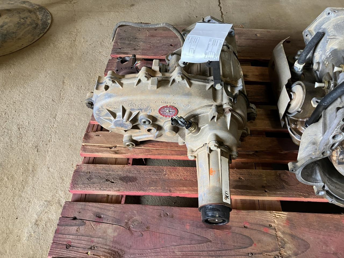 Transfer Case from a 1998 GMC 1500, photo 4