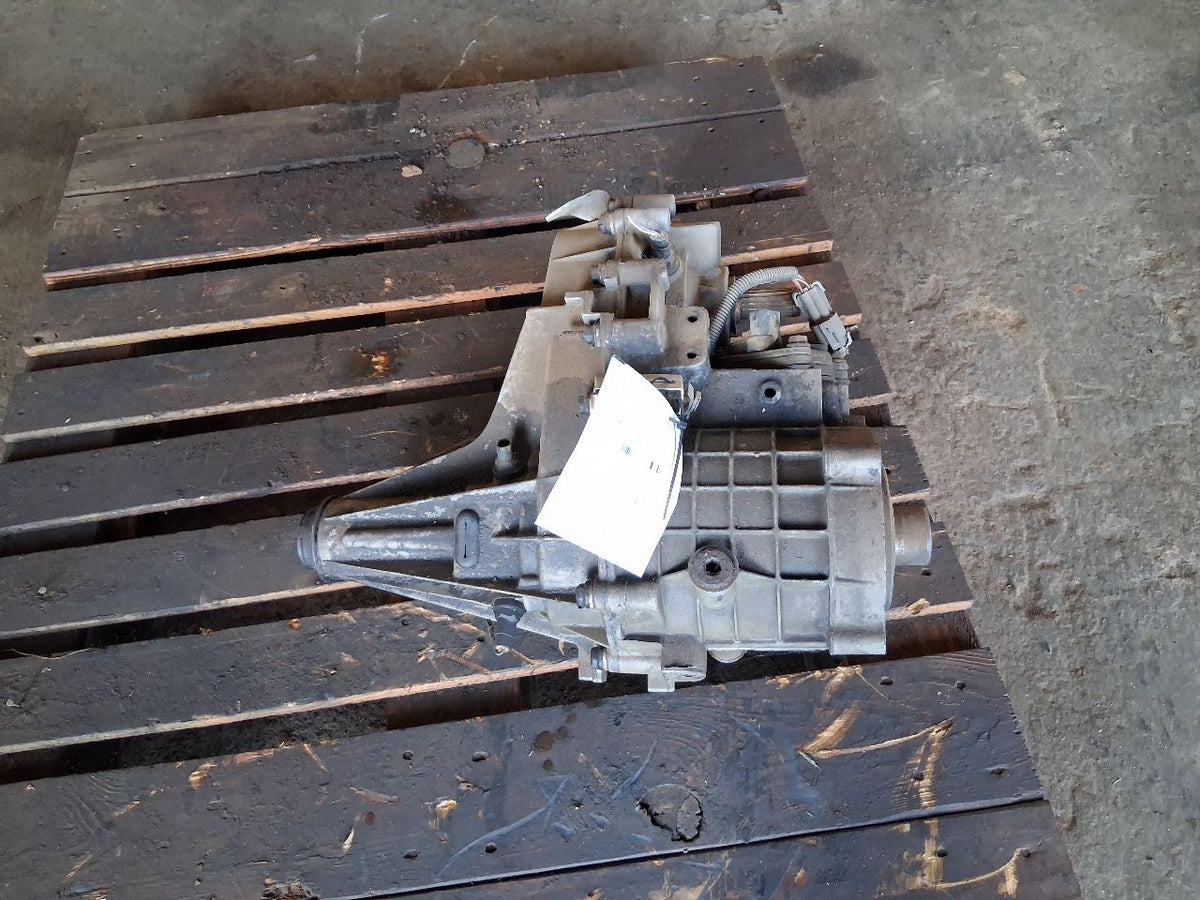 Transfer Case from a 2012 Chevrolet Silverado 1500, photo 1