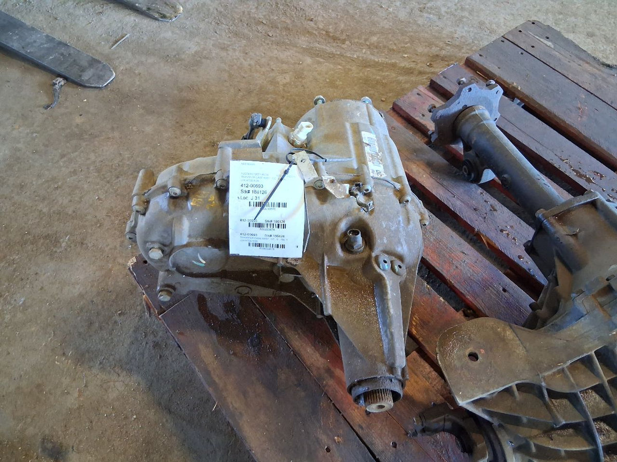 Transfer Case from a 2012 Chevrolet Silverado 1500, photo 6
