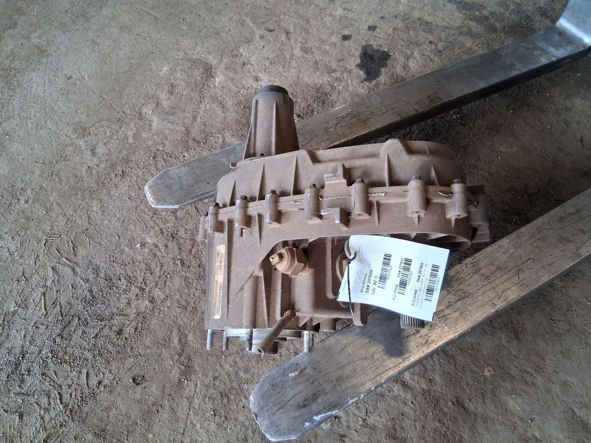 Transfer Case from a 2002 Dodge Ram 1500, photo 1
