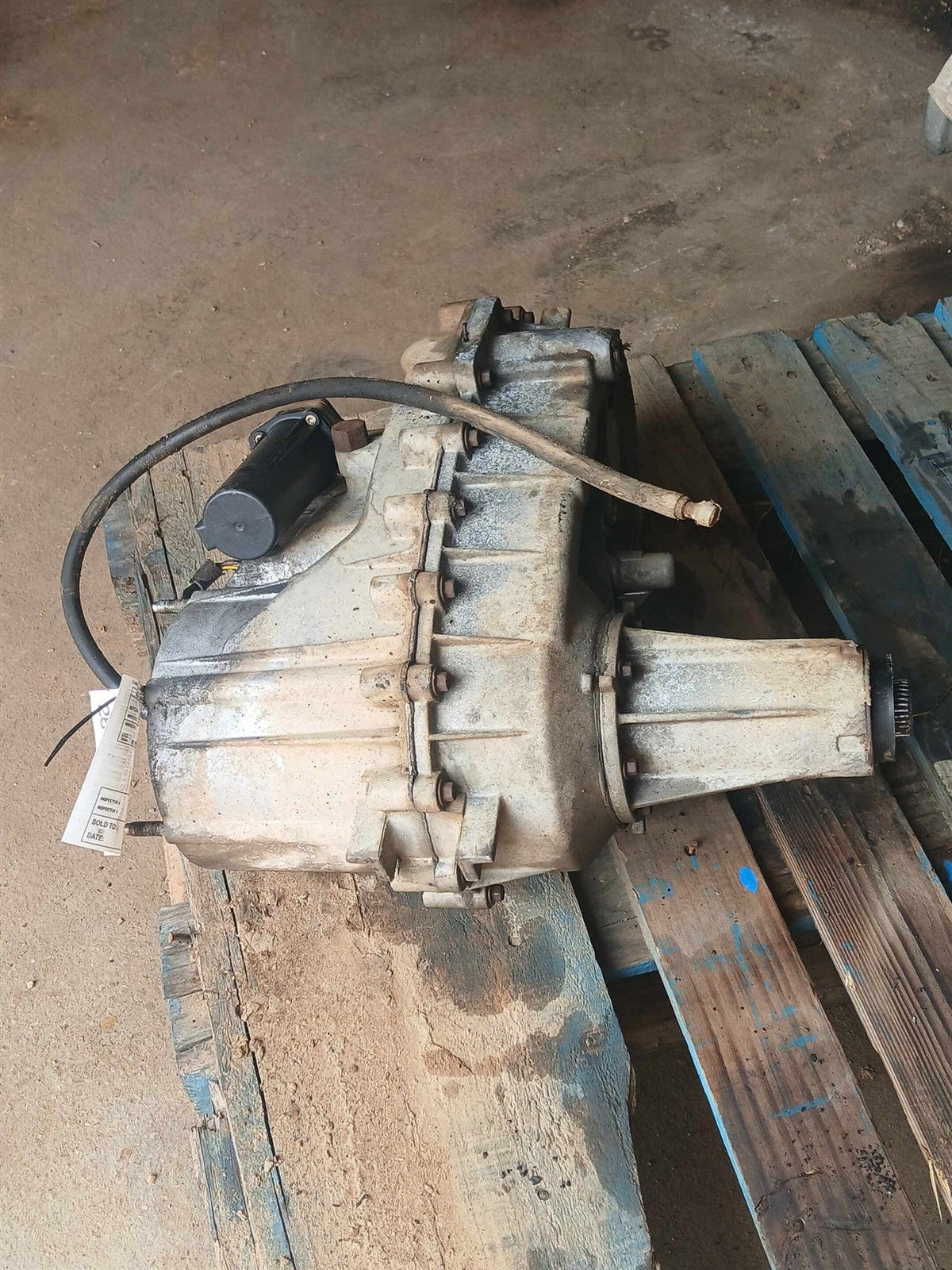 Transfer Case from a 2006 Dodge Ram 1500, photo 1