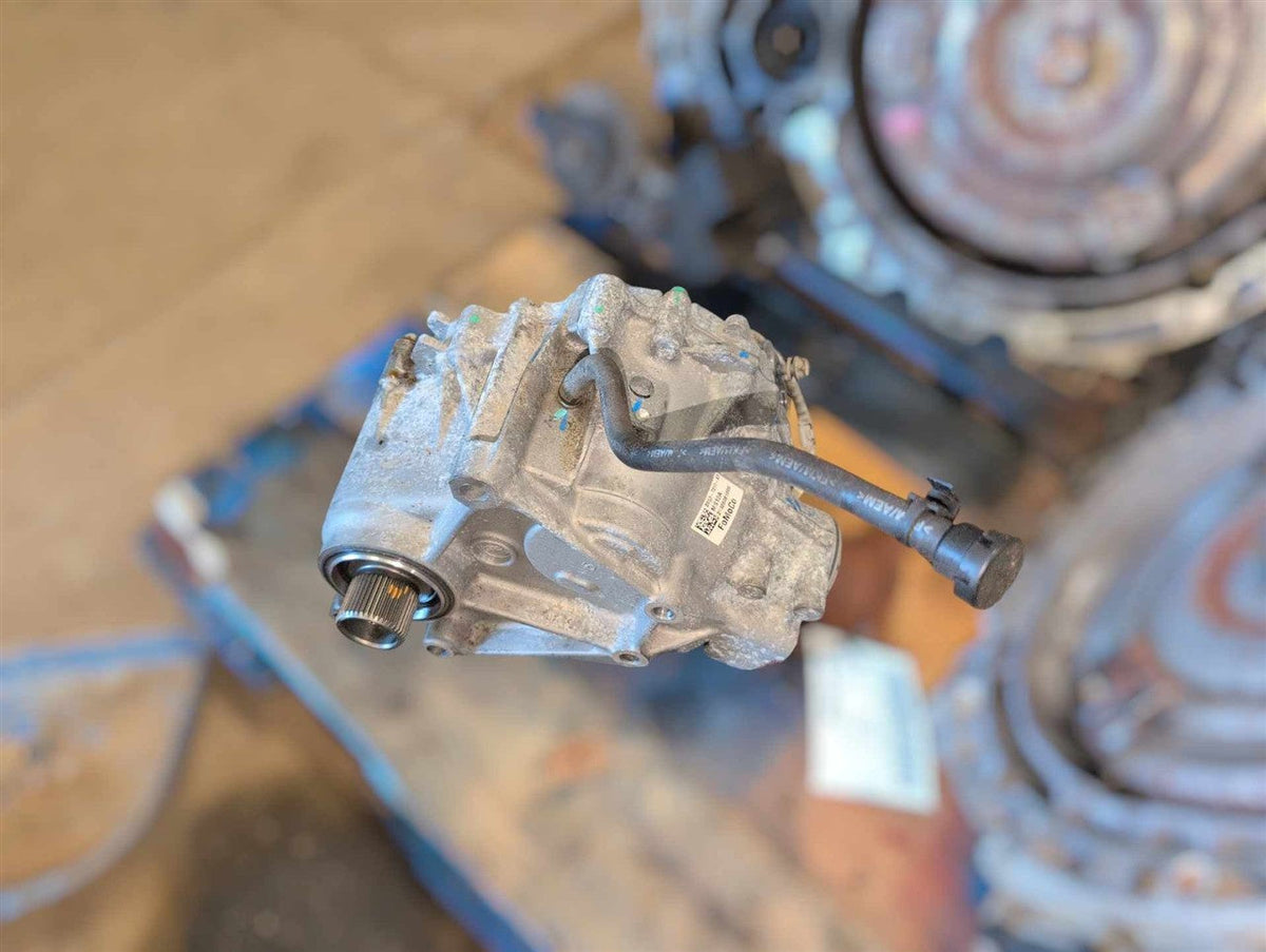 Transfer Case from a 2014 Ford Explorer, photo 3