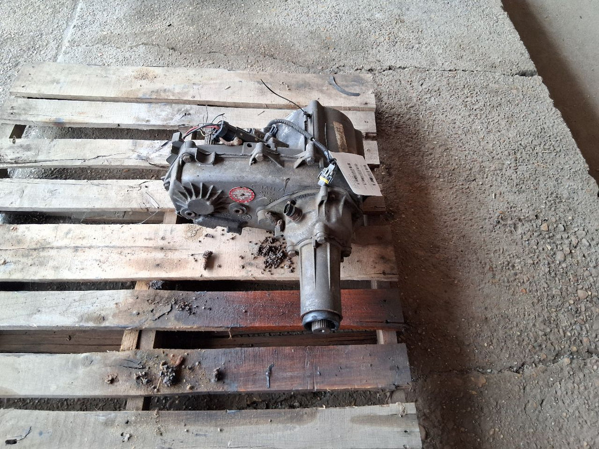 Transfer Case from a 1998 Chevrolet Blazer, photo 7